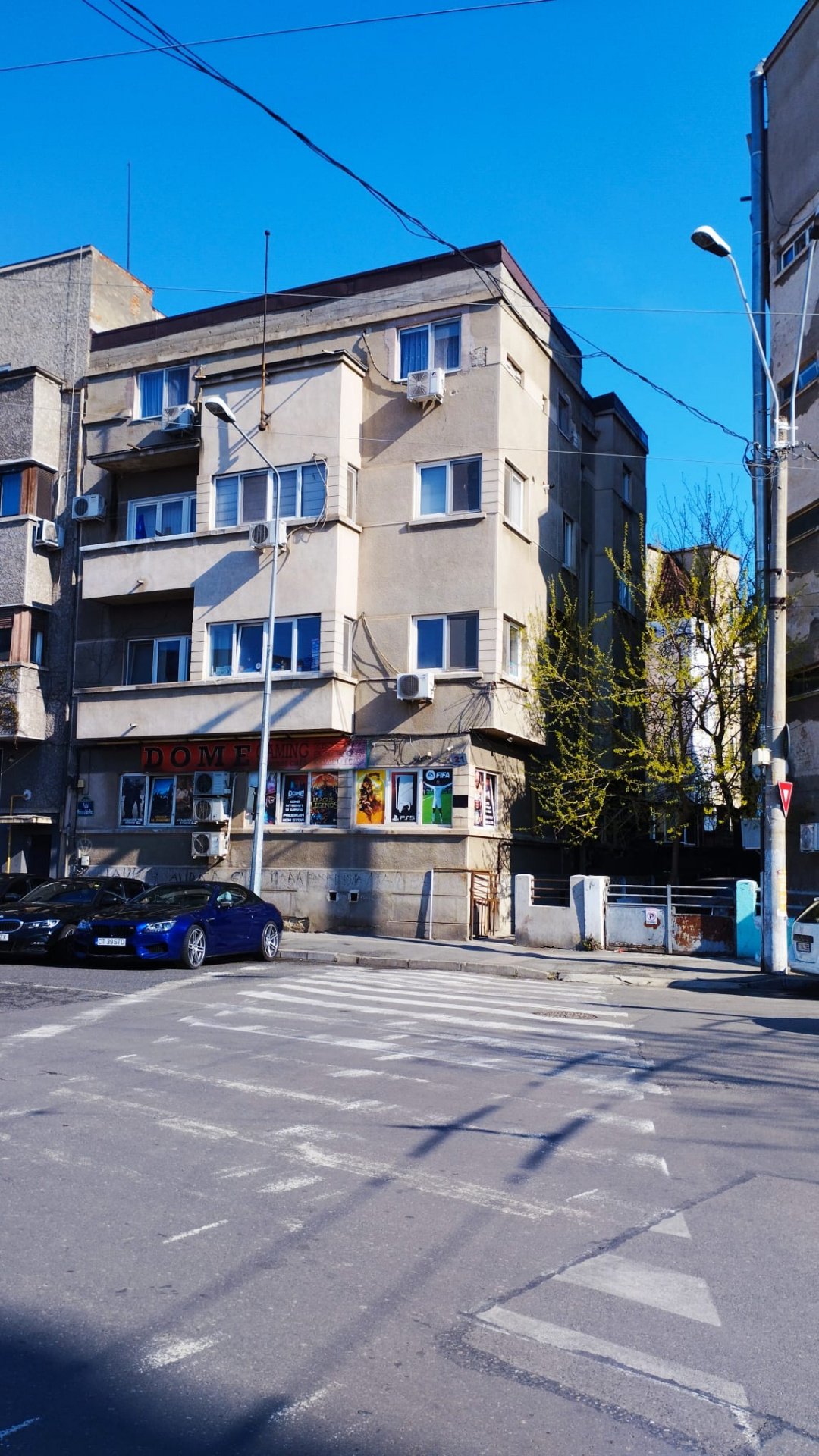 Bloc 30 camere - Piata Foisorul de Foc - 524000 euro