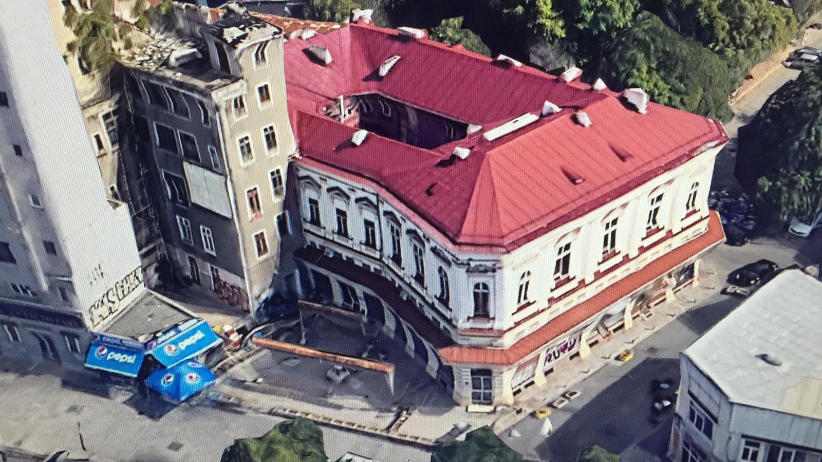  Imobil istoric de vânzare în Centrul Vechi, București. INVESTITTIE. 3.590.000 E